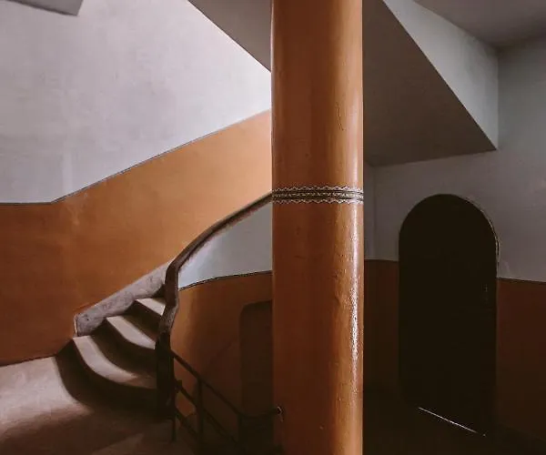 подобово у місті львові на вулиця ференца ліста 3 біля палацу мистецтв центр Apartamento Leópolis